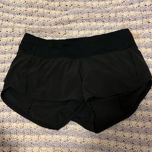 Black Lululemon Speed up shorts size 4